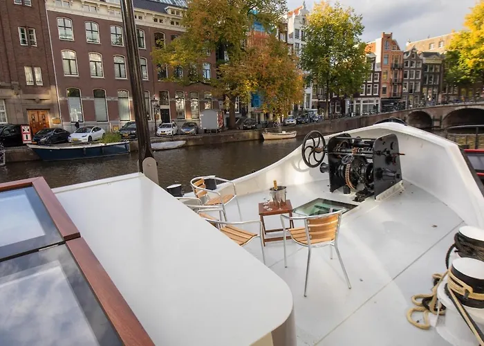 Apartament Canal On Houseboat Amsterdam